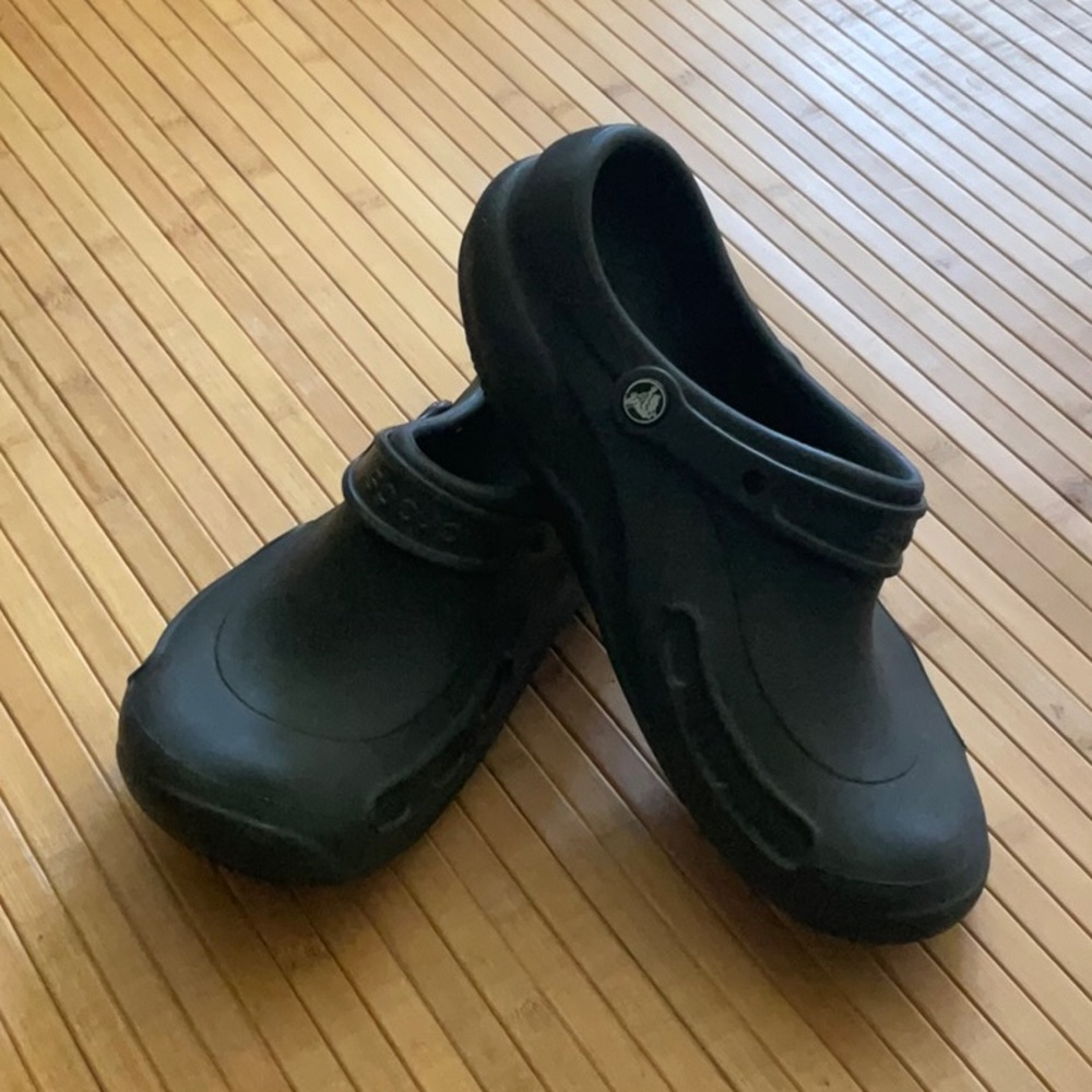 CROCS Bistro Work Clogs in Black